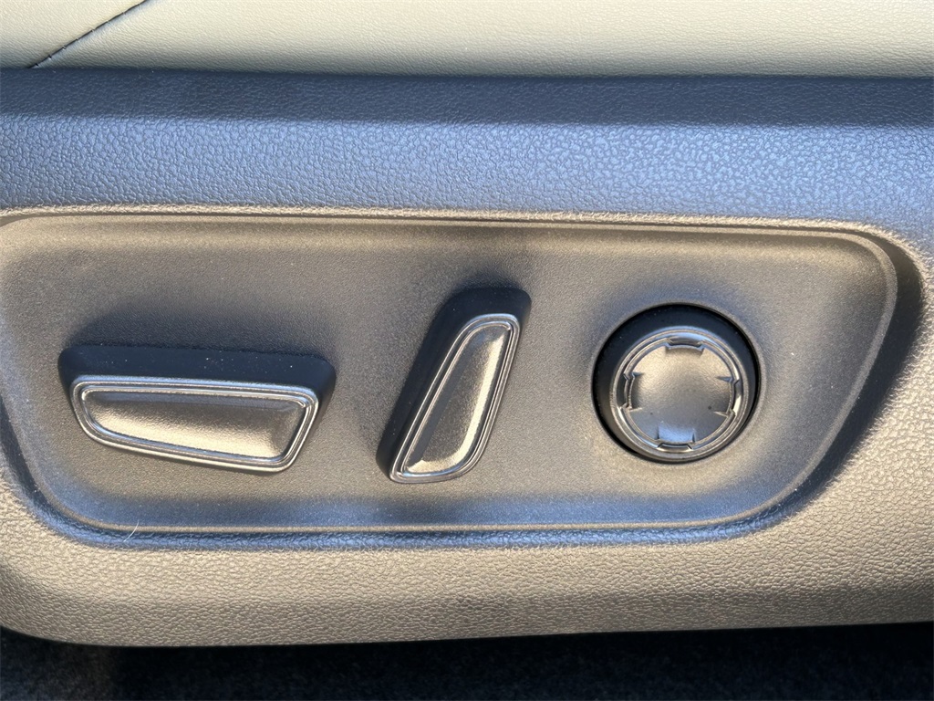 Used 2025 Toyota 4Runner i-FORCE MAX Hybrid SUV