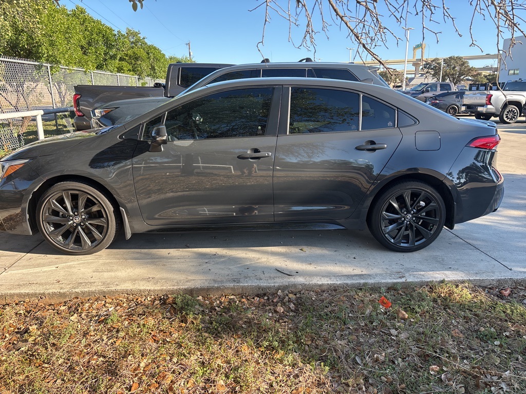 Used 2024 Toyota Corolla SE with VIN JTDBCMFEXR3047932 for sale in Northfield, Minnesota