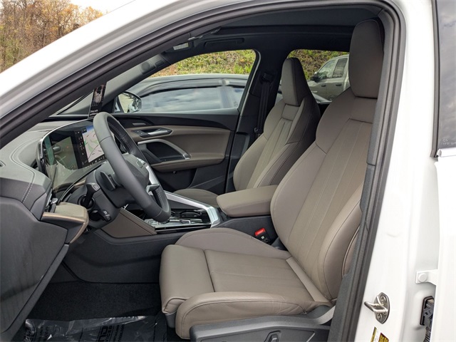 new 2025 Audi Q5 car, priced at $61,950