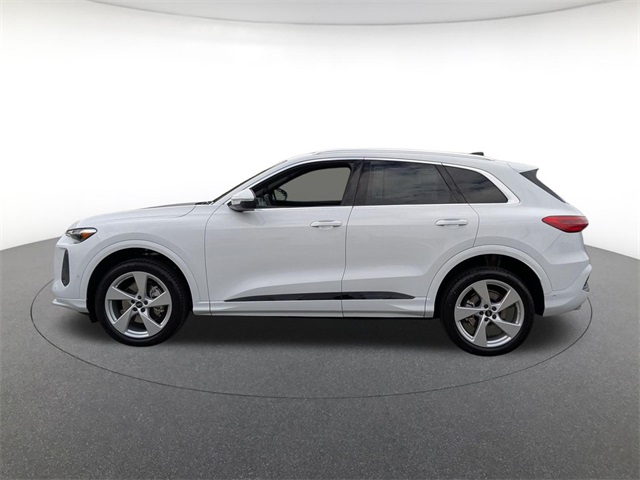 new 2025 Audi Q5 car, priced at $61,950