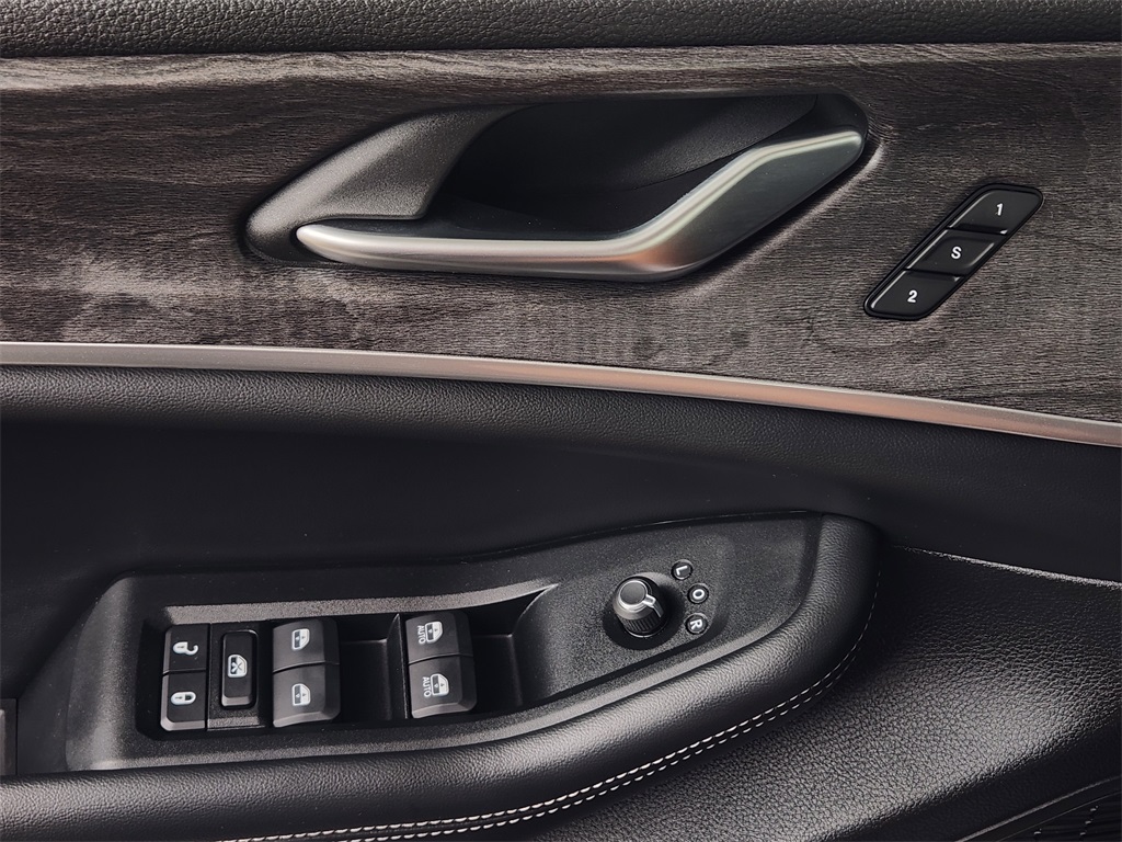 2024 Jeep Grand Cherokee Limited photo 19