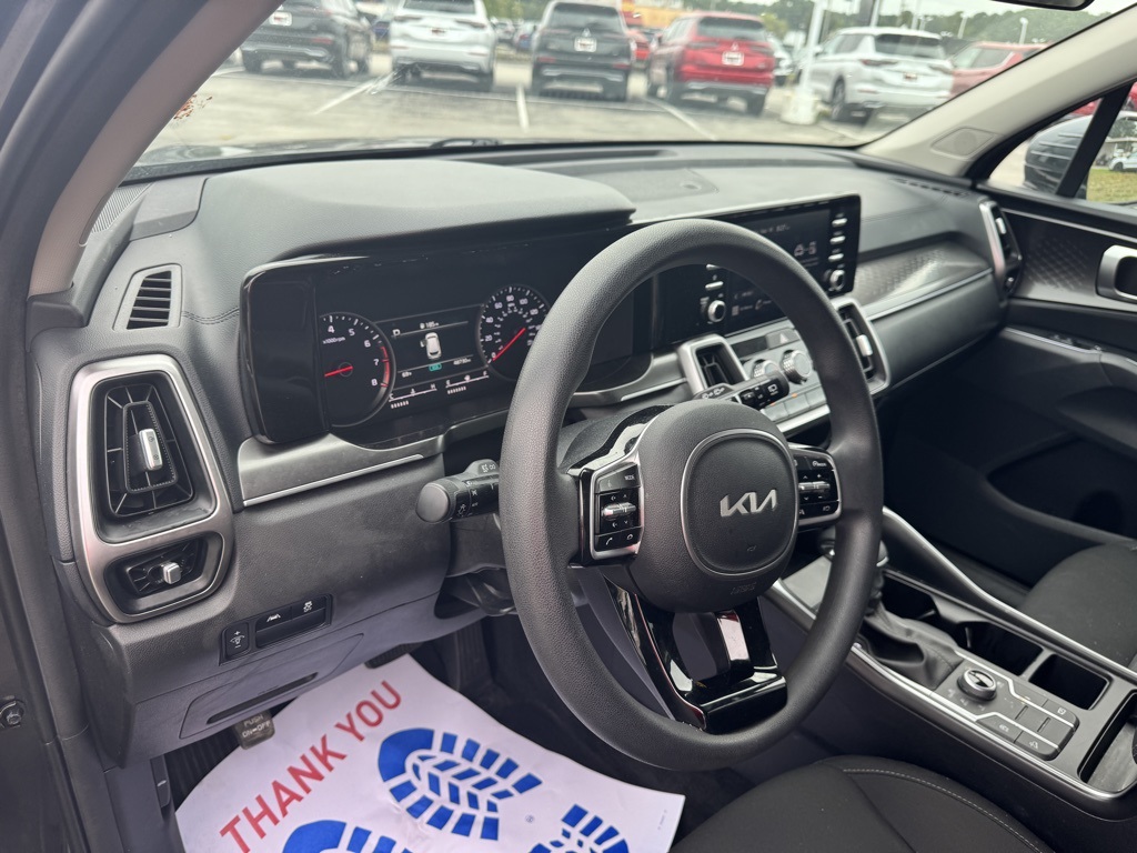 2022 Kia Sorento LX:16914T