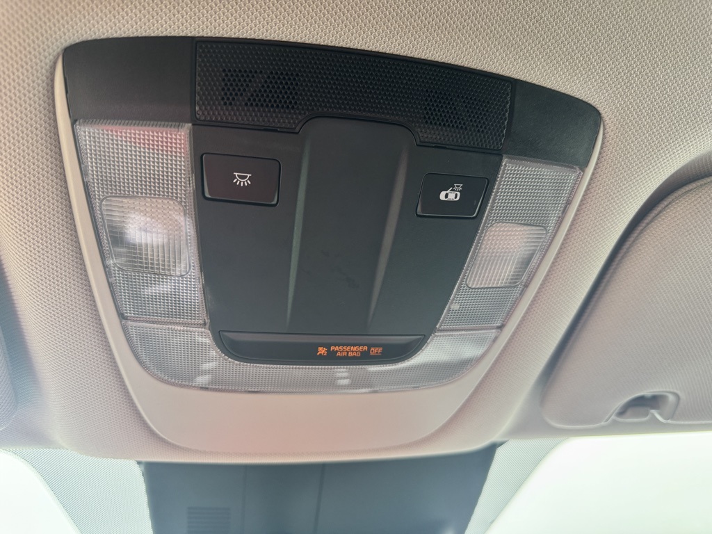 2022 Kia Sorento LX:16914T