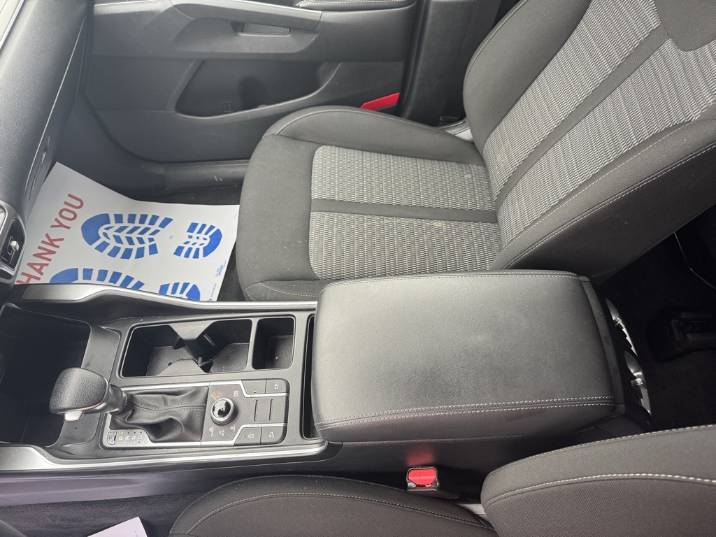 2022 Kia Sorento LX:16914T