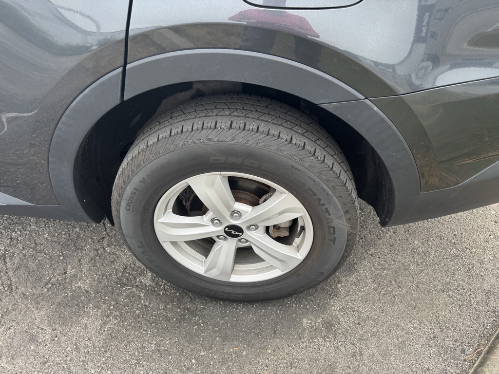 2022 Kia Sorento LX:16914T