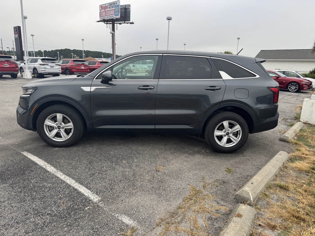 2022 Kia Sorento LX:16914T