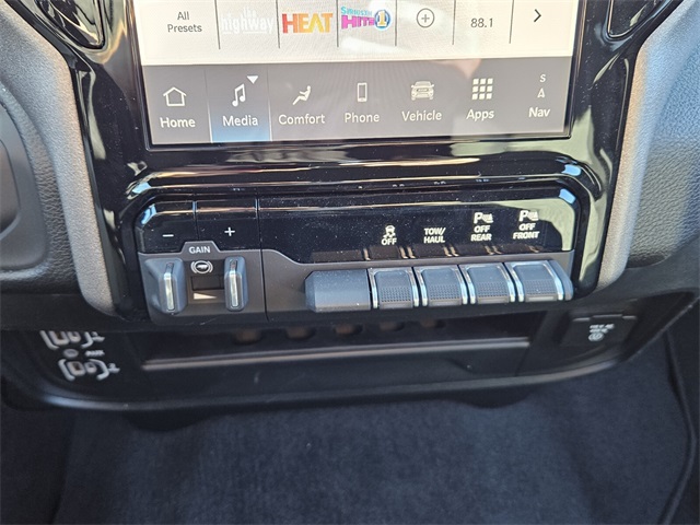 2026 Ram 2500 Tradesman Crew Cab 4x4 6'4" Box