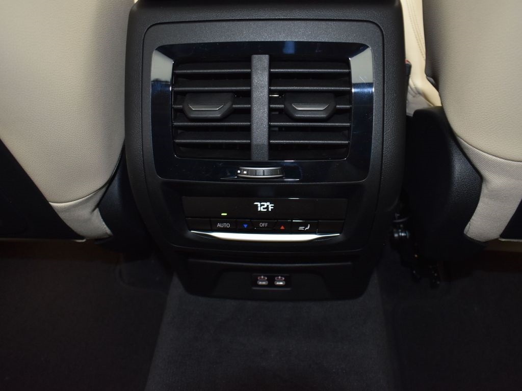 2024 Alpine White BMW X3 sDrive30i RWD SUV