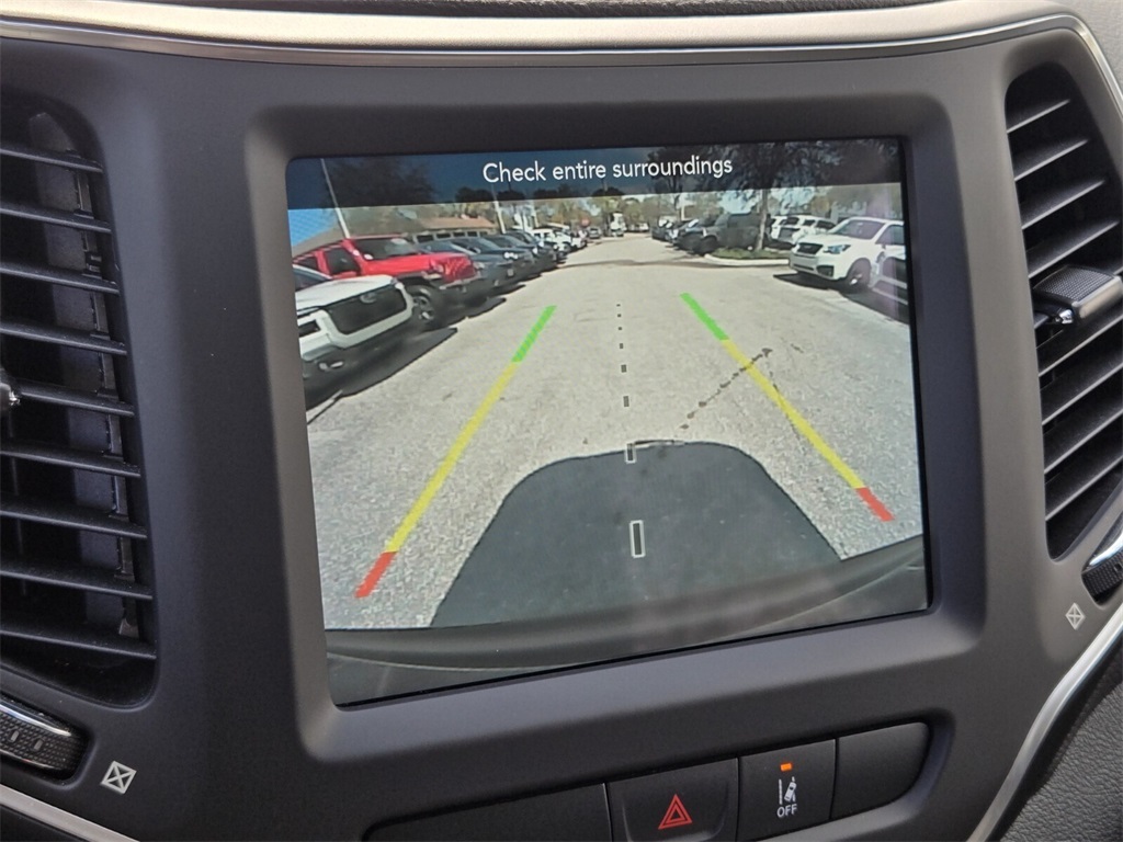 used 2022 Jeep Cherokee car, priced at $21,998