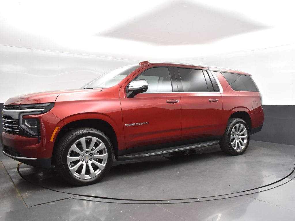 2025 Chevrolet Suburban Premier photo 3