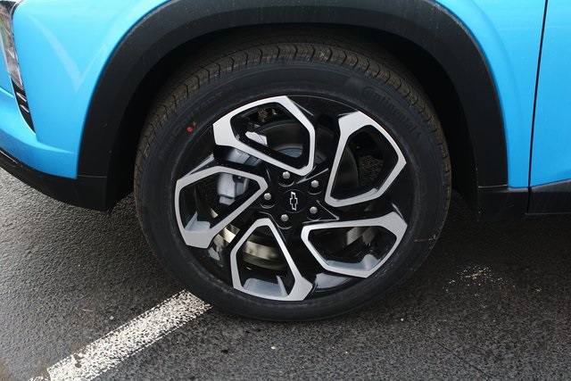 new 2025 Chevrolet Trax car, priced at $27,980