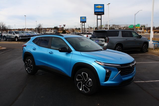 new 2025 Chevrolet Trax car, priced at $27,980