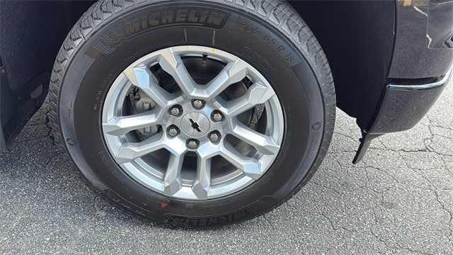 new 2025 Chevrolet Silverado 1500 car, priced at $55,645