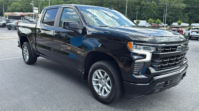new 2025 Chevrolet Silverado 1500 car, priced at $55,645