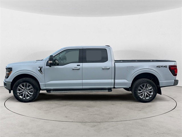 2025 Ford F-150 XLT photo 2