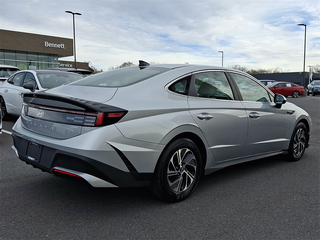 new 2026 Hyundai Sonata Hybrid car, priced at $30,292