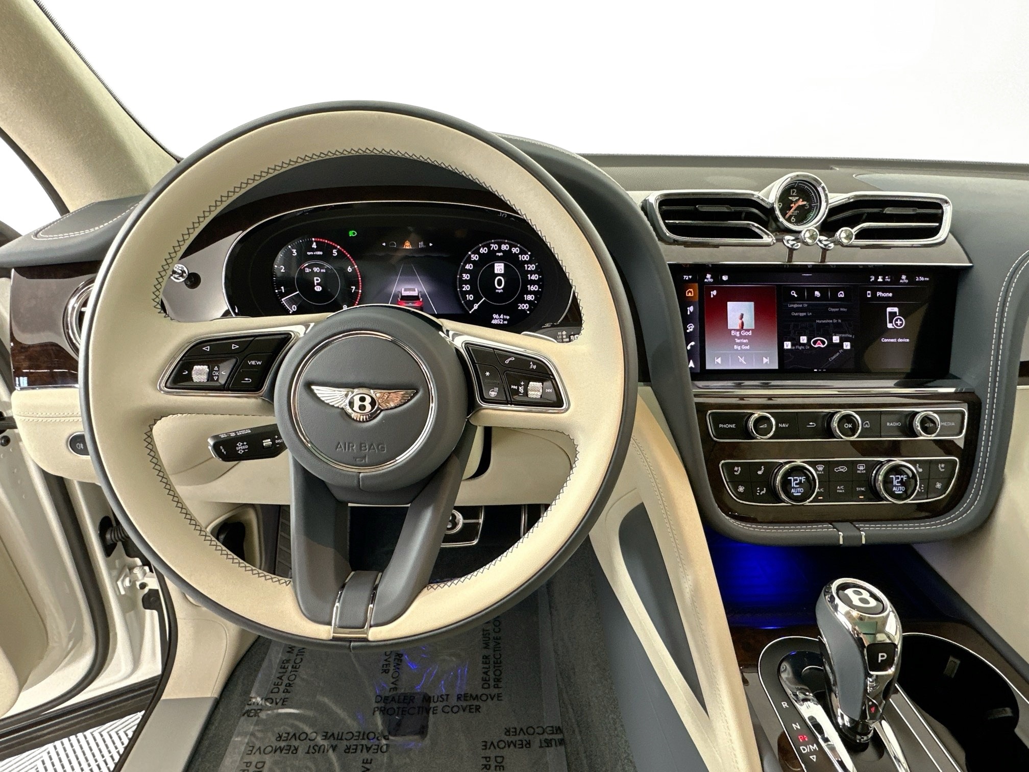 new 2025 Bentley Bentayga car