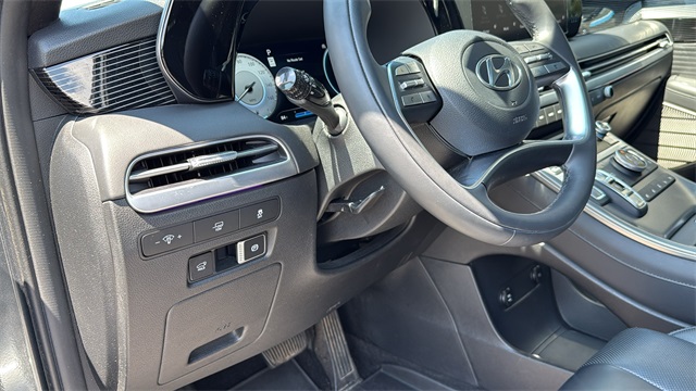 used 2023 Hyundai Palisade car, priced at $33,889