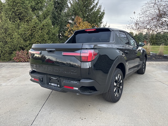 2026 Hyundai Santa Cruz SE photo 3
