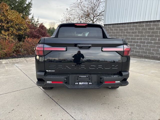 2026 Hyundai Santa Cruz SE photo 4