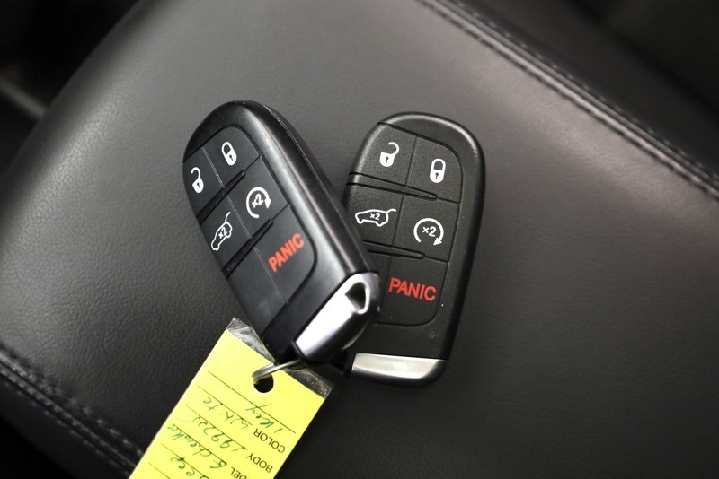 Used 2020 Jeep Grand Cherokee Altitude in Massillon OH