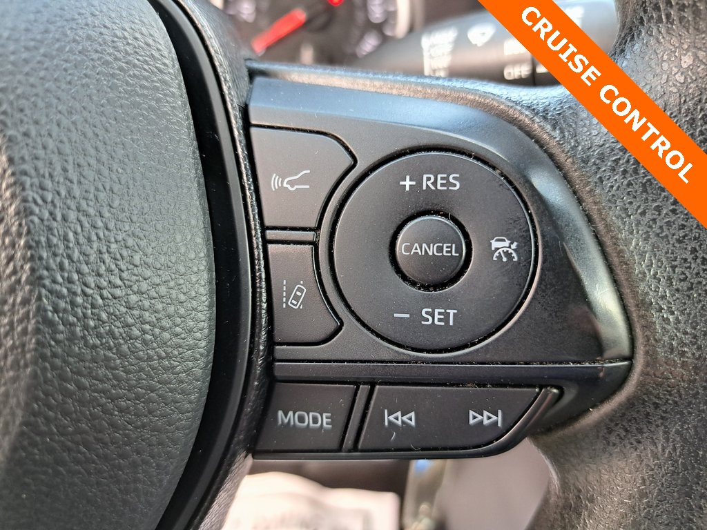 2021 Toyota RAV4 LE SUV FWD 11