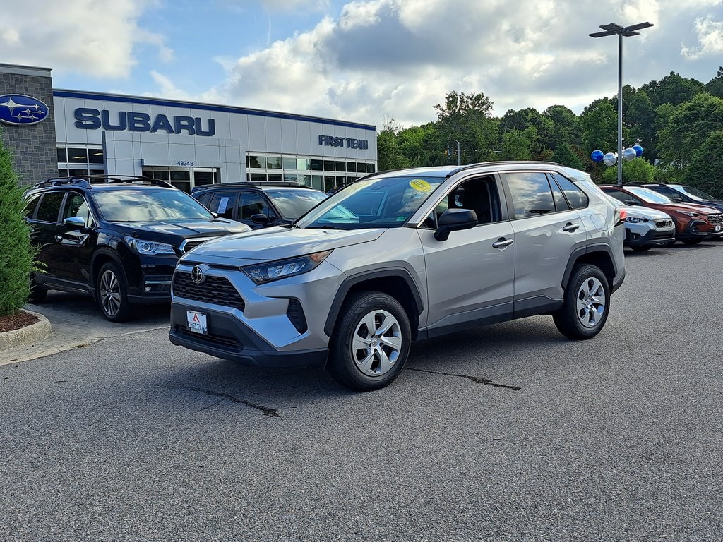 2021 Toyota RAV4 LE SUV FWD 2