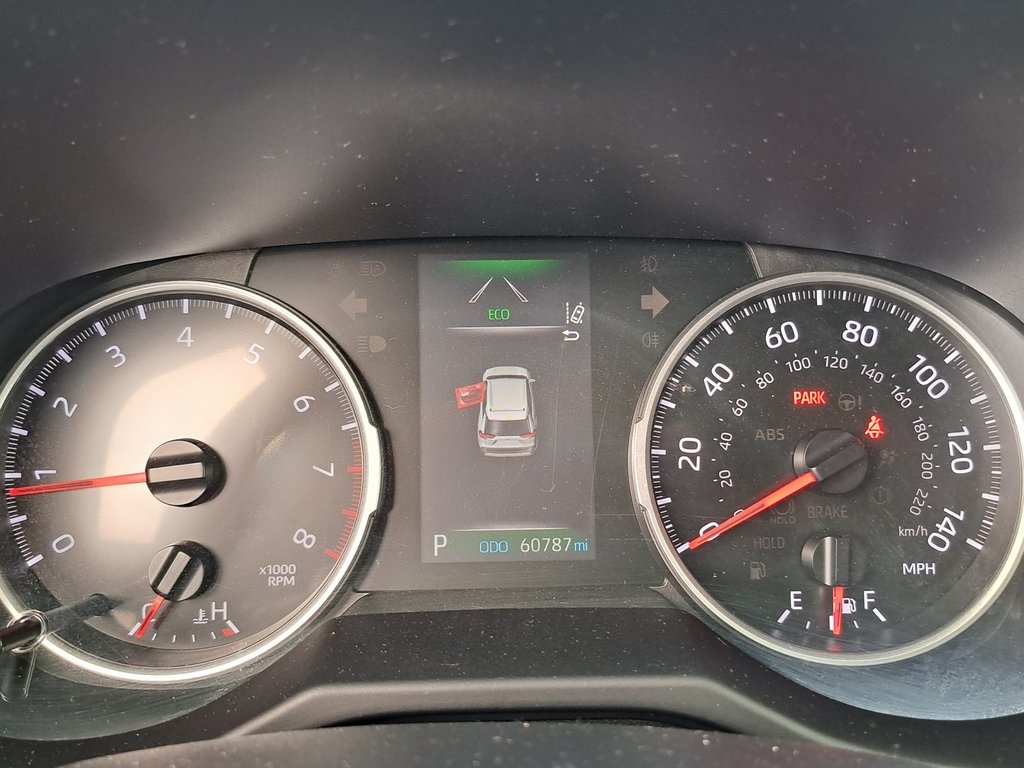 2021 Toyota RAV4 LE SUV FWD 9
