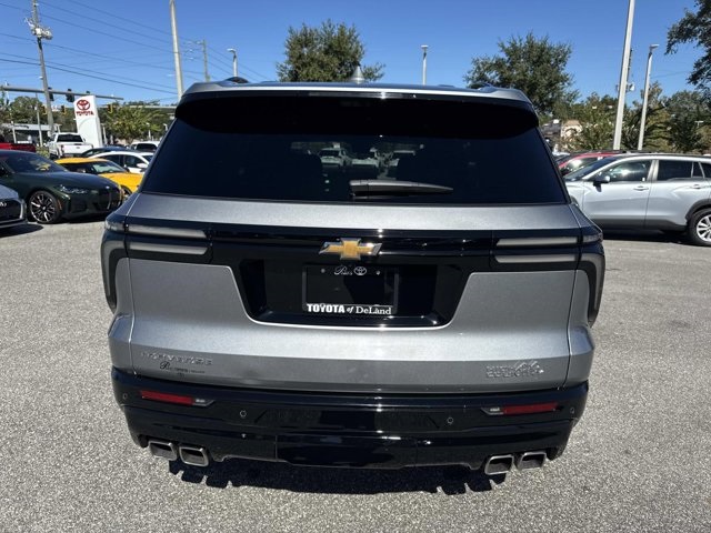 Used 2025 Chevrolet Traverse SUV