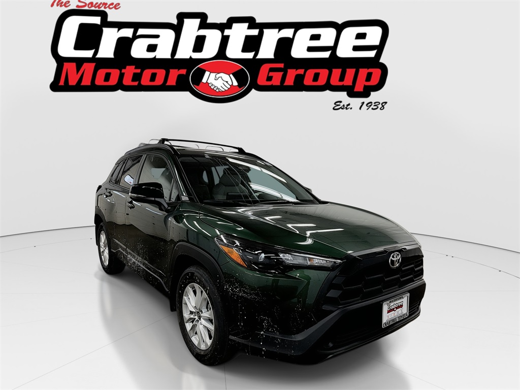 2026 Toyota Corolla Cross LE's photo