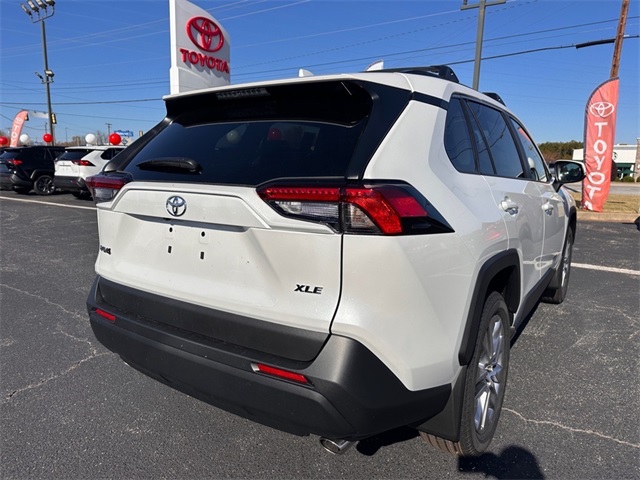 2025 Toyota RAV4 XLE Premium photo 2