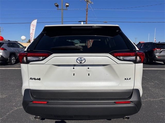 2025 Toyota RAV4 XLE Premium photo 3