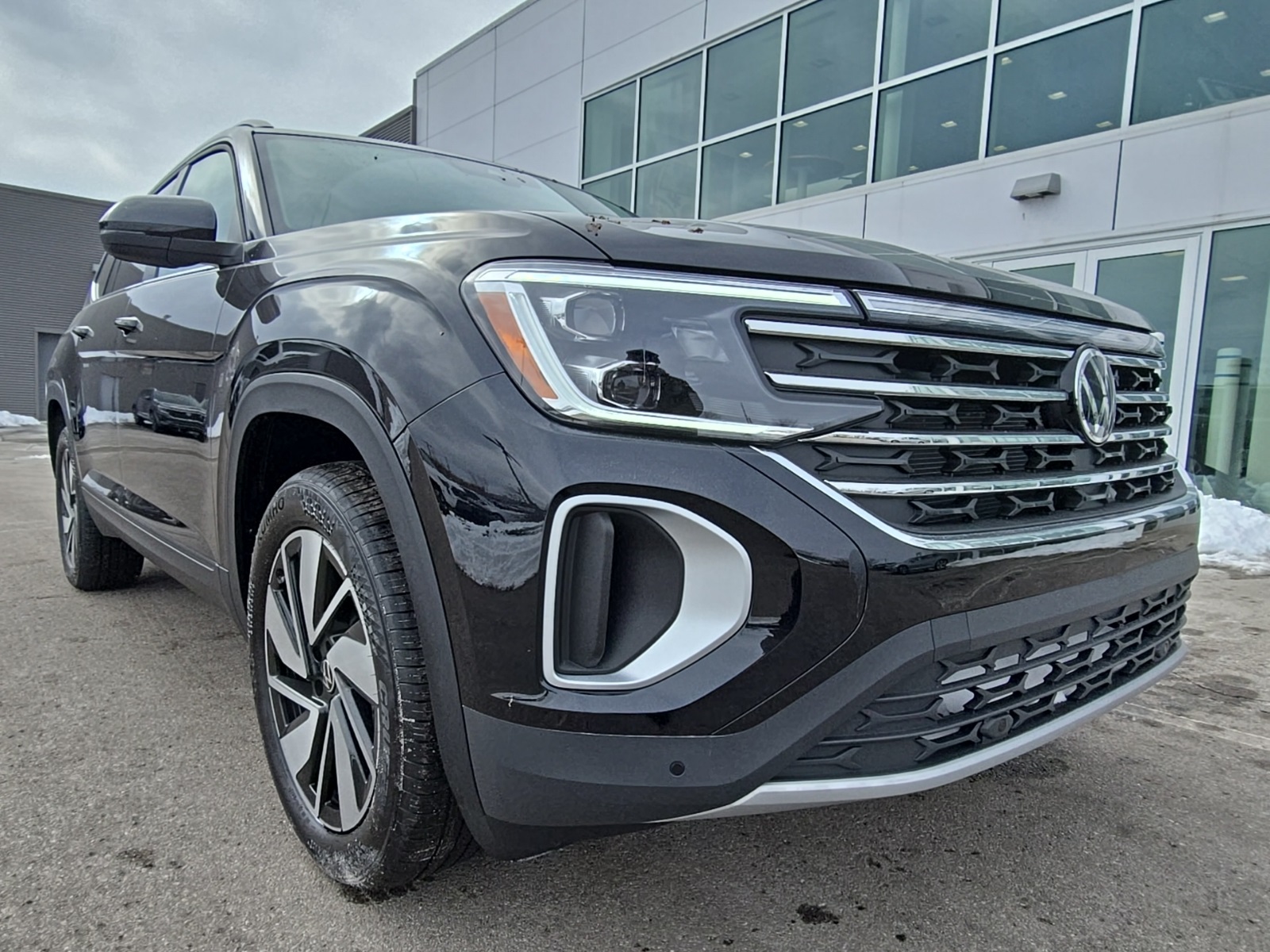 new 2026 Volkswagen Atlas car, priced at $45,949