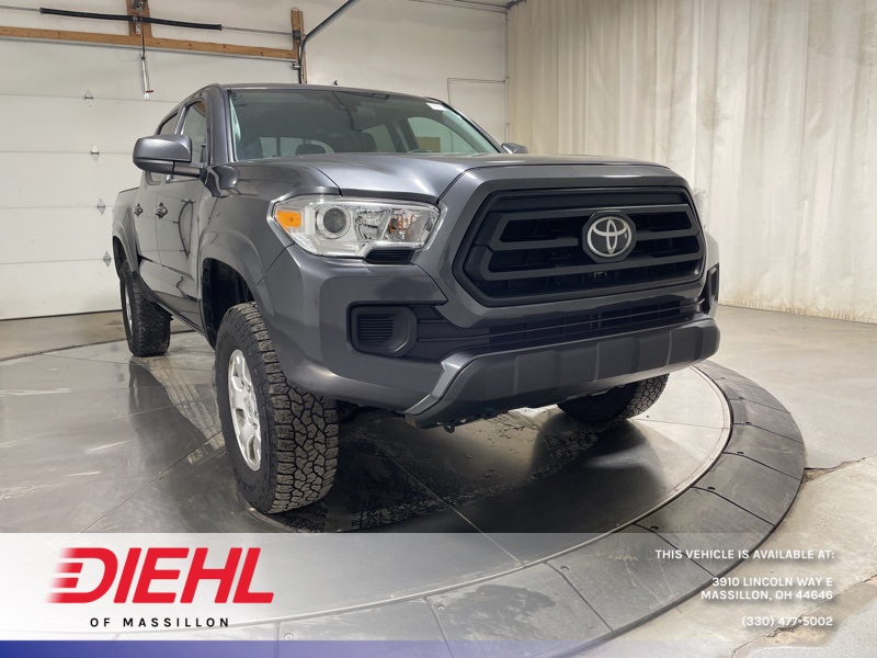 2020 Toyota Tacoma SR's photo