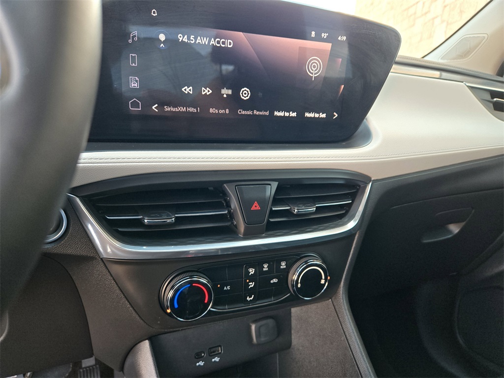 2024 Buick Encore GX Preferred photo 17