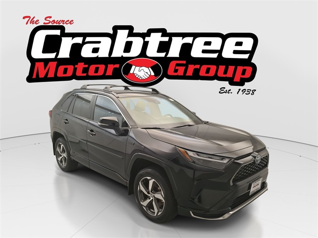 2023 Toyota RAV4 SE's photo