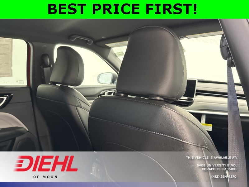 2026 Jeep Compass Limited photo 11