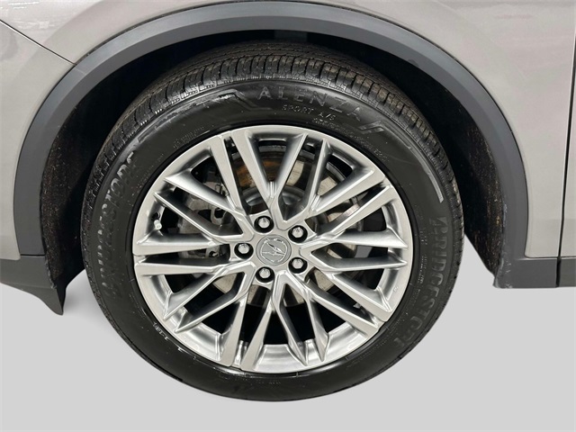 used 2023 Acura MDX car, priced at $44,250