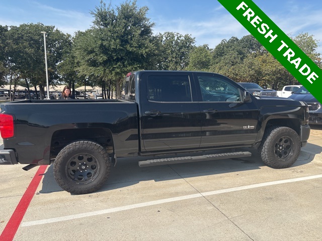 2017 Chevrolet Silverado 1500 LT photo 11