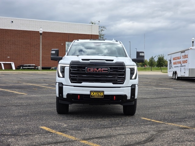 2026 GMC Sierra 3500HD AT4