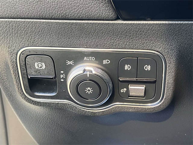 used 2022 Mercedes-Benz GLA car, priced at $30,991