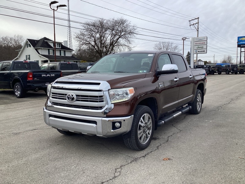 2015 Toyota Tundra Platinum CrewMax photo 3