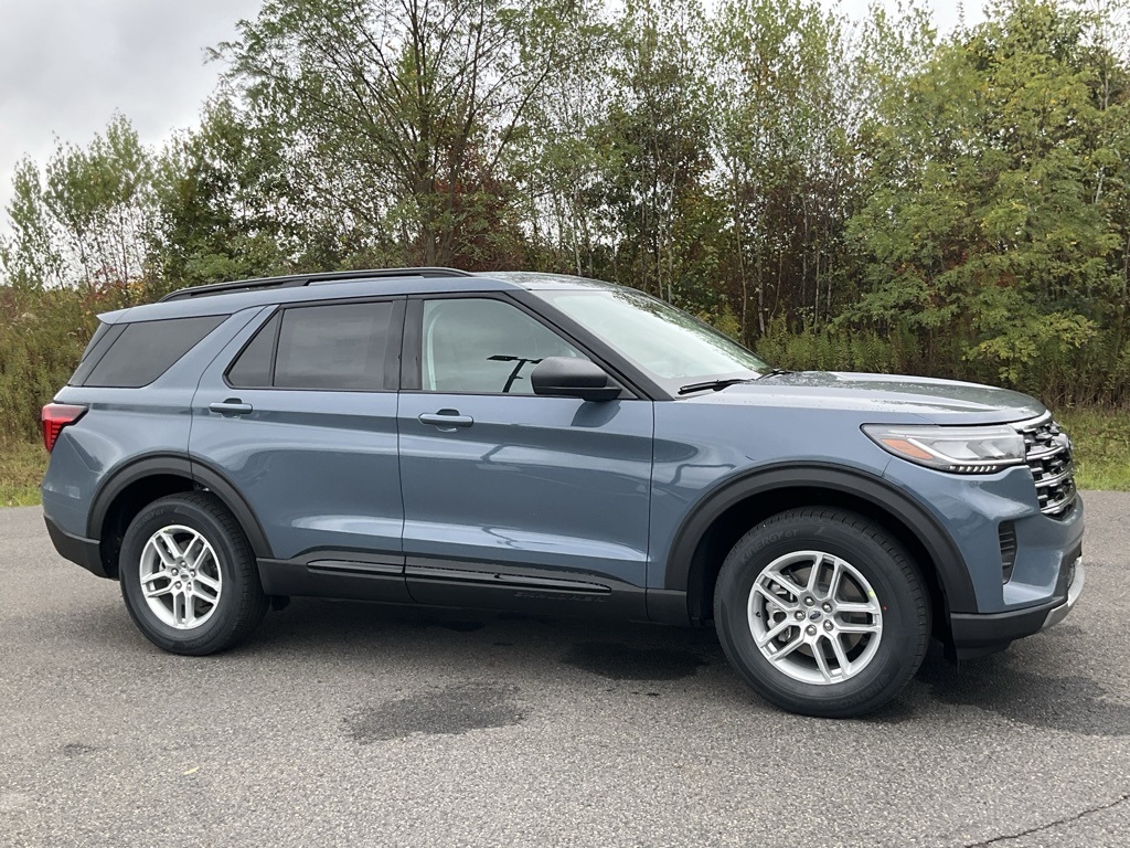 2026 Ford Explorer Active's photo
