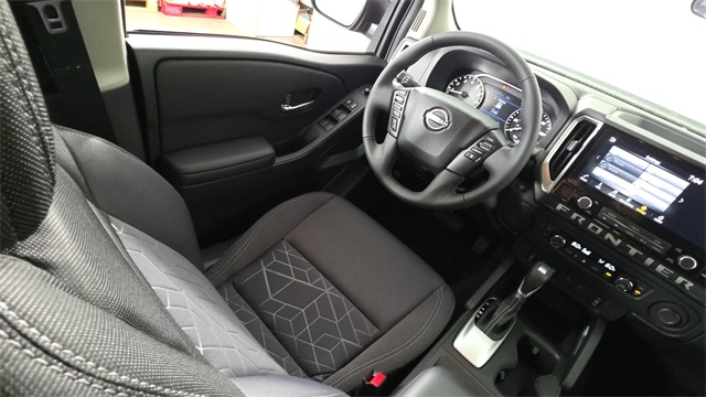 2025 Super Black Nissan Frontier SV RWD Truck