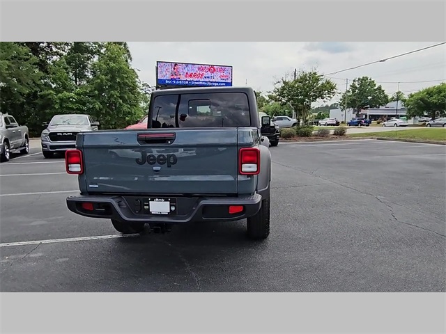 2025 Jeep Gladiator Sport S