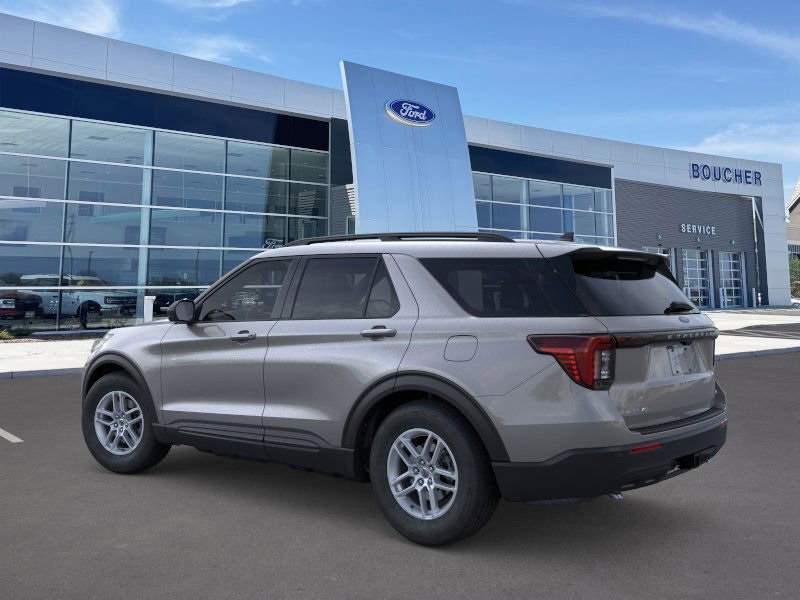 2026 Ford Explorer photo 4