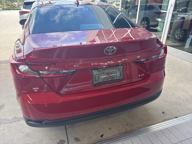2025 Toyota Camry LE photo 5