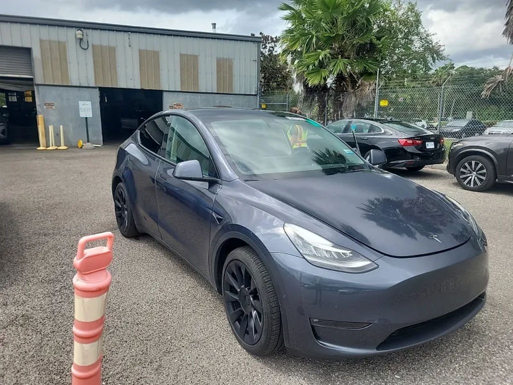 Used 2023 Tesla Model Y Long Range with VIN 7SAYGAEEXPF583023 for sale in Cleveland, OH