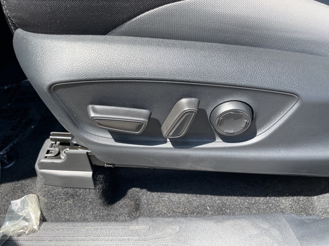 2025 Toyota Tacoma TRD Sport 4x4 Double Cab photo 13