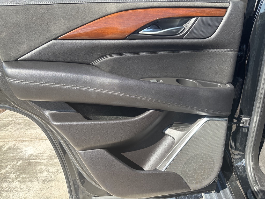 Used 2019 Cadillac Escalade 4x2 SUV for sale #SP1443 - photo 26